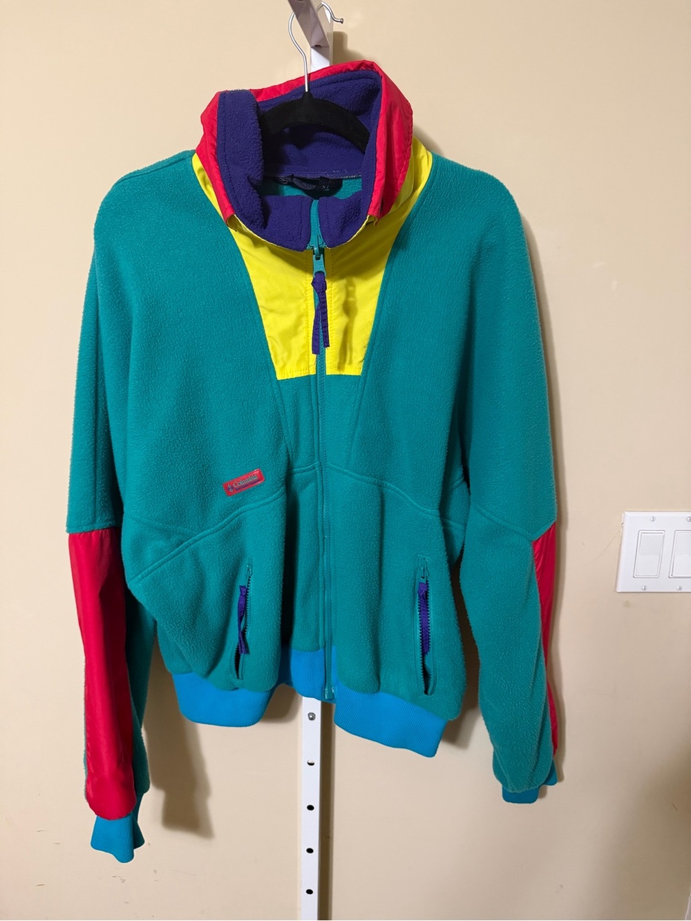 VINTAGE Men’s Columbia Jacket